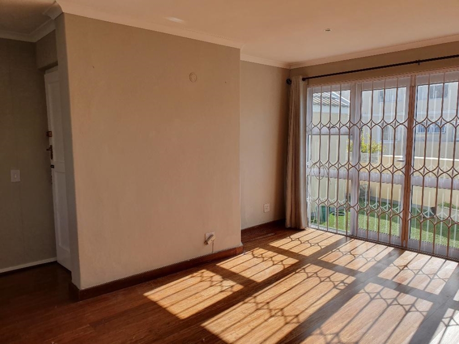 To Let 2 Bedroom Property for Rent in Rondebosch Village Western Cape
